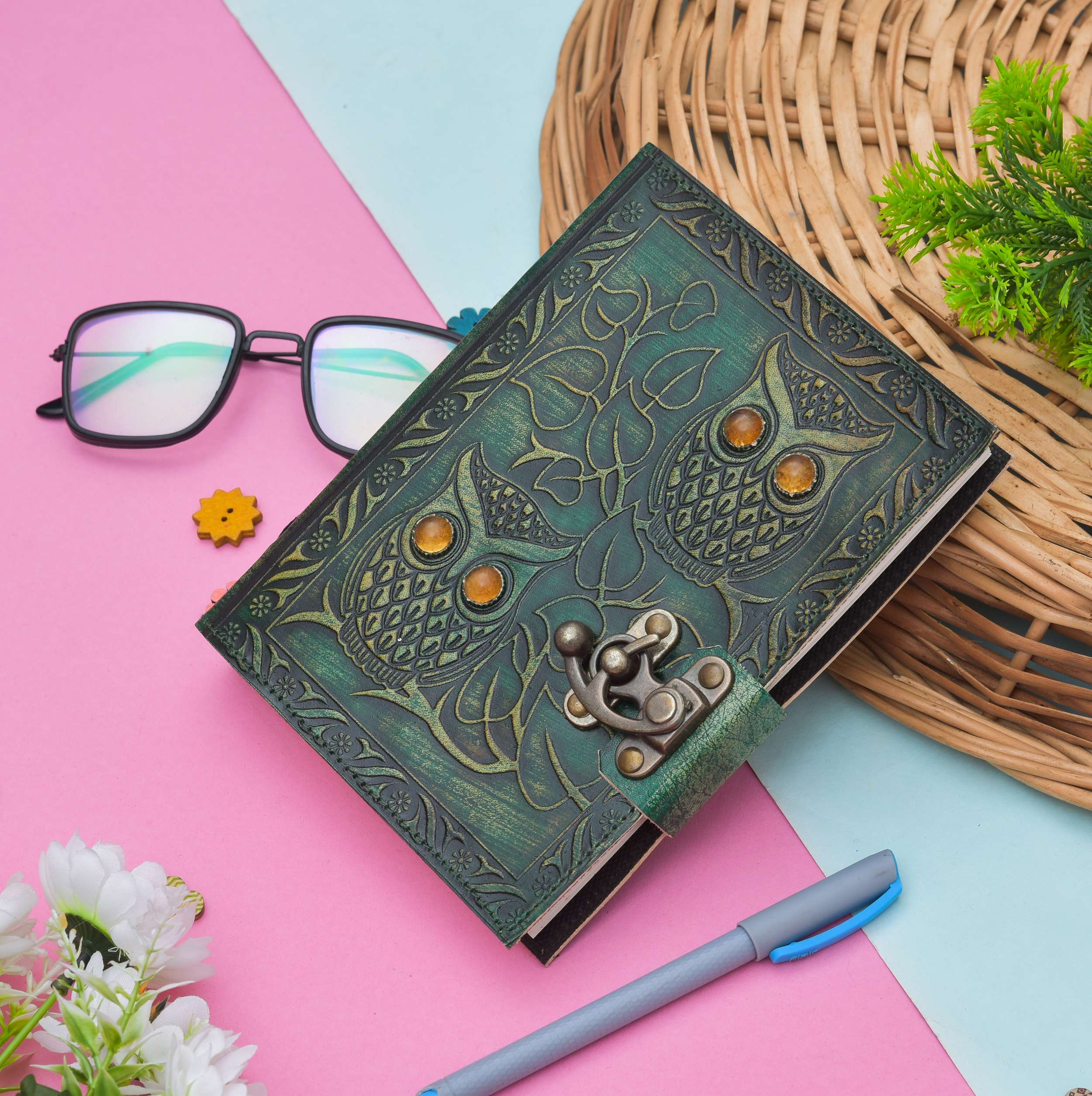 Handcrafted Genuine Leather Diary | Journal & Notebook | Mimily Shop - Image 4