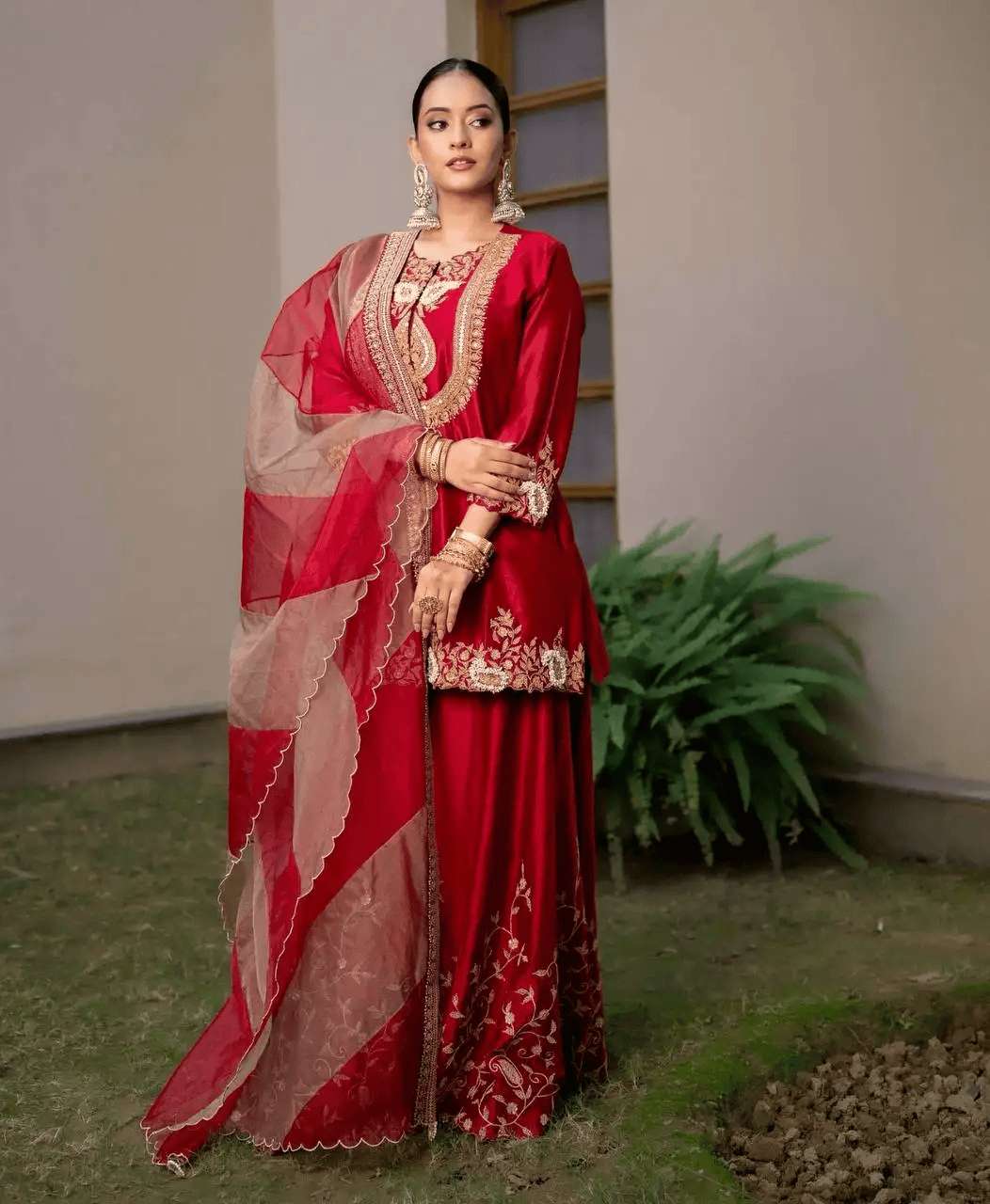 Chinon Silk Sequence Embroidery Pakistani Kurti 3-Piece Set | Ethnic Wear | Mimily Shop - Image 4